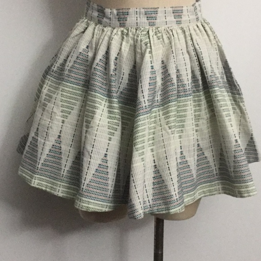 NWT Public Woven Circle Mini Skirt Size 4 Ivory